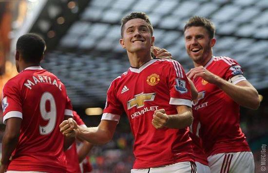 媒体对内部 媒体对内部